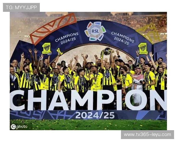 沙迦足球俱乐部辉煌史：5次联赛冠军+9次杯赛荣耀，2025年亚冠二级联赛夺冠